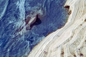 Il paradiso incontaminato della Baia dei Turchi dove il vero lusso è la mancanza dell'uomo